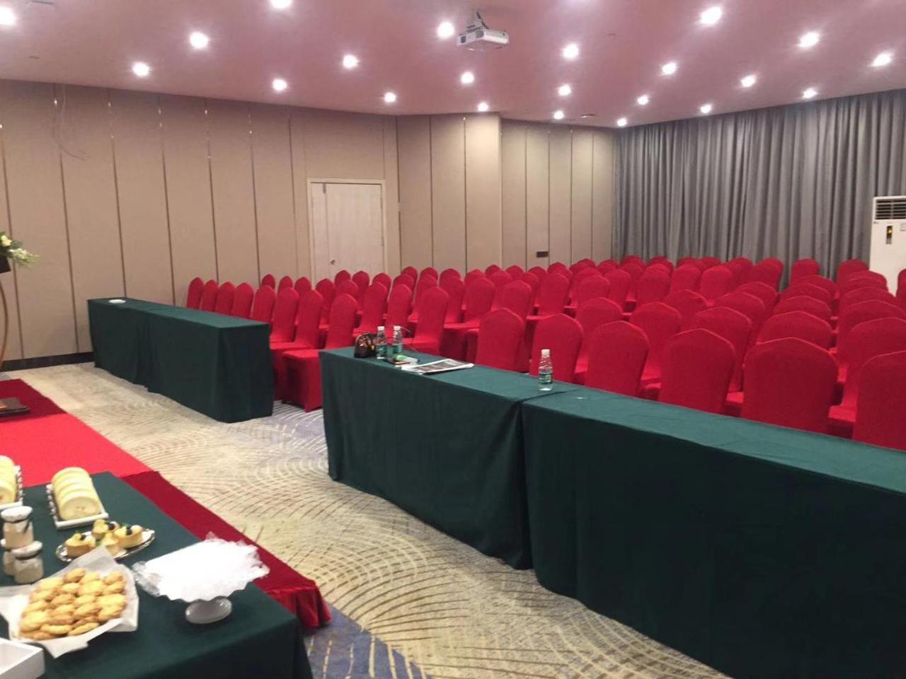 Echarm International Hotel Canton Tower Pazhou Convention And Exhibition Center Lujiang Subway Metro Branch - Free Shuttle Bus To Canton Fair Complex During Canton Fair Period Eksteriør bilde